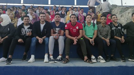 Students Cheer for El Gouna